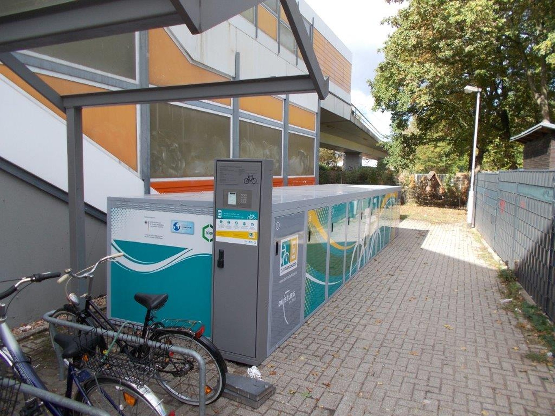 Dein Radschloss in Essen: Neue Fahrradboxen an der Mobilstation