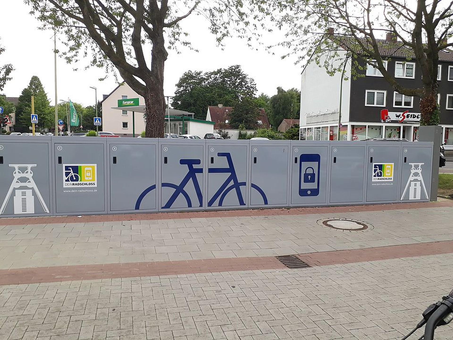 Dein Radschloss in Essen: Neue Fahrradboxen an der Mobilstation