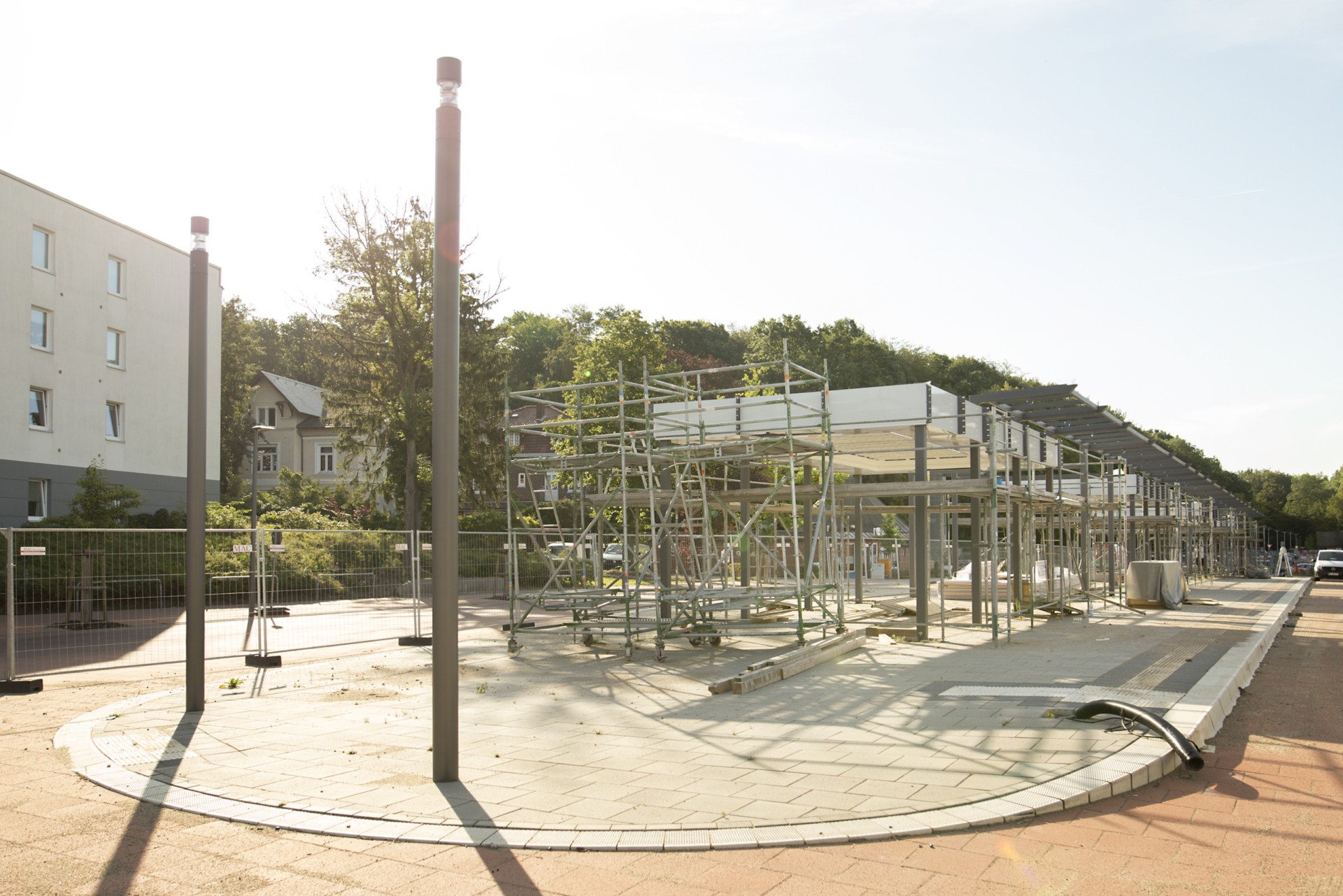 Busbahnhof Pinneberg Montage-Fortschritte