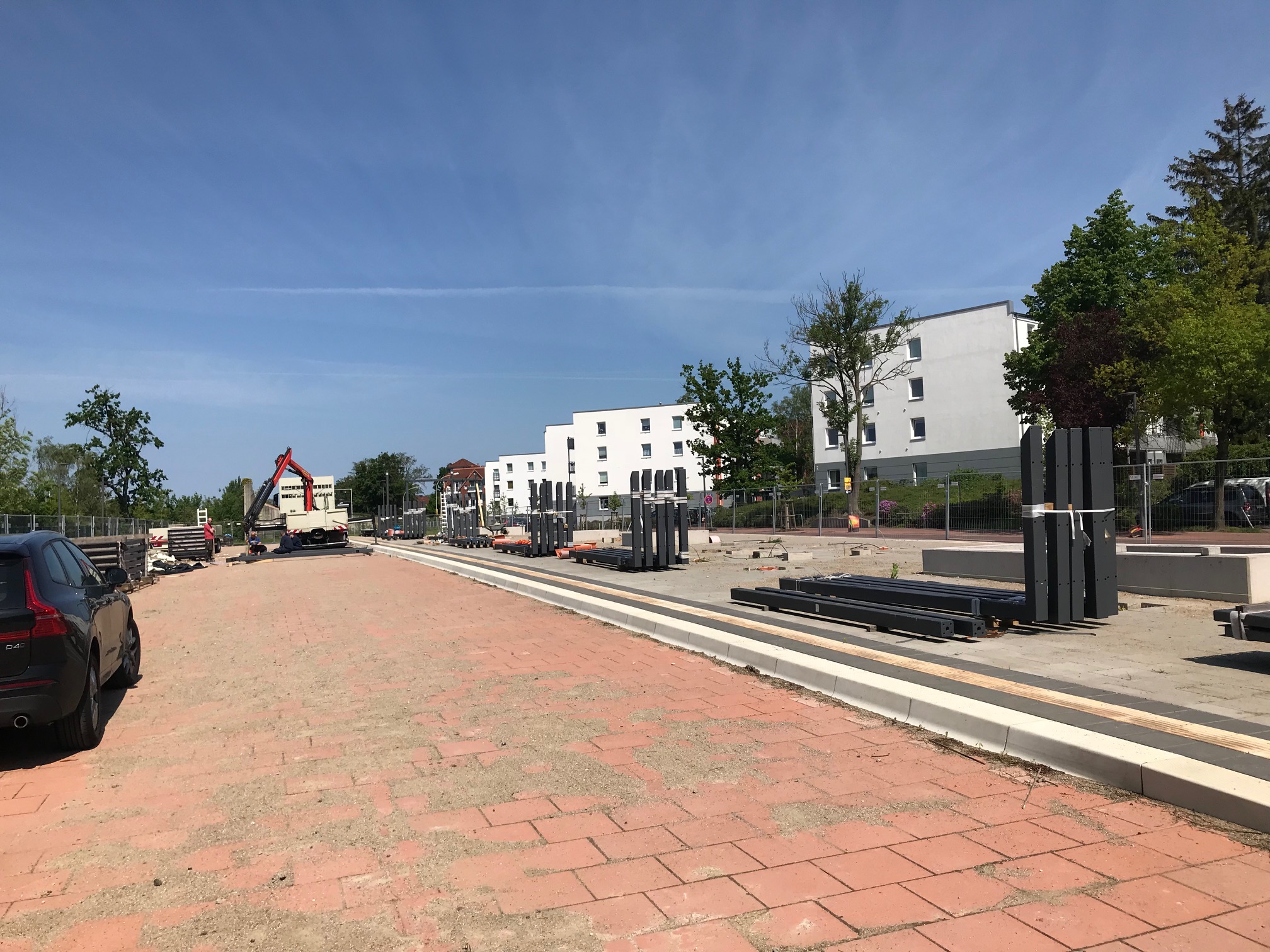 Busbahnhof Pinneberg Montage-Beginn