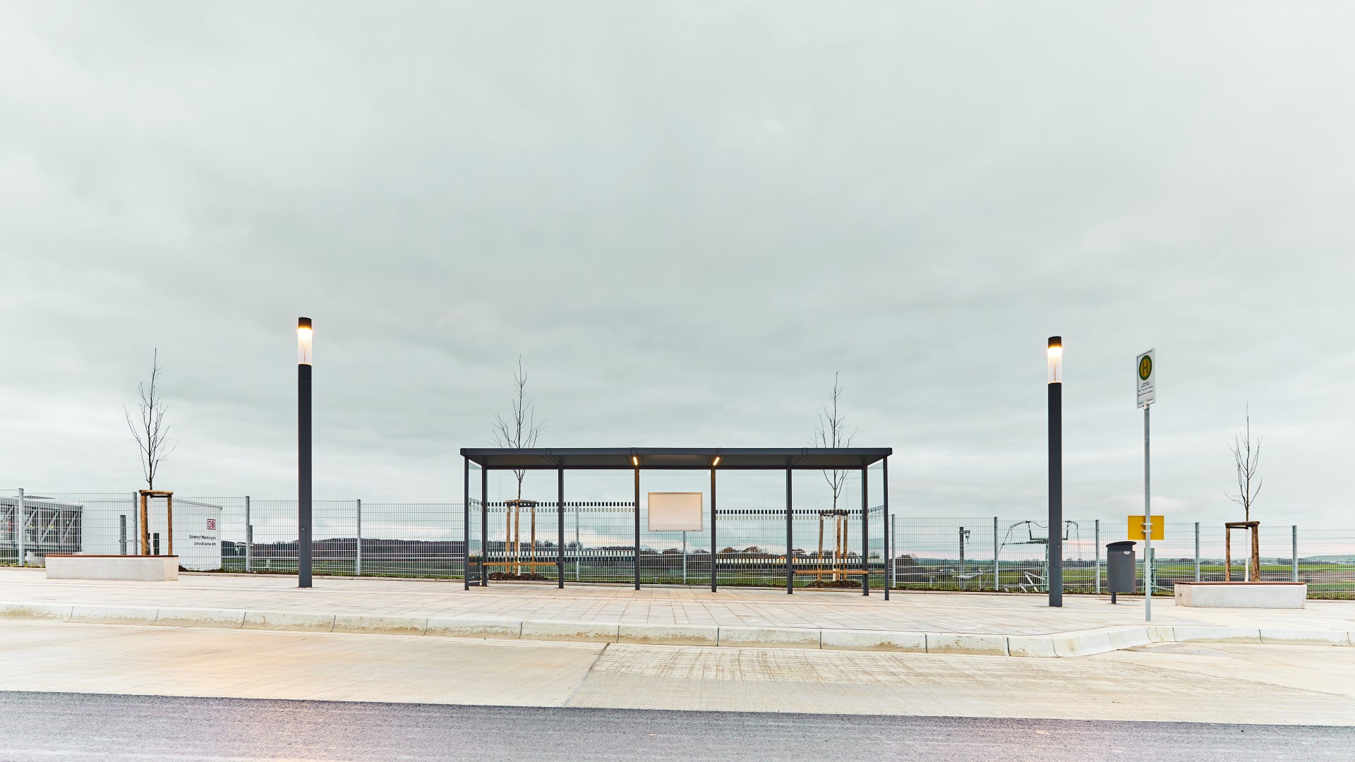 Buswartehalle Merklingen Bahnhof Schwäbische Alb