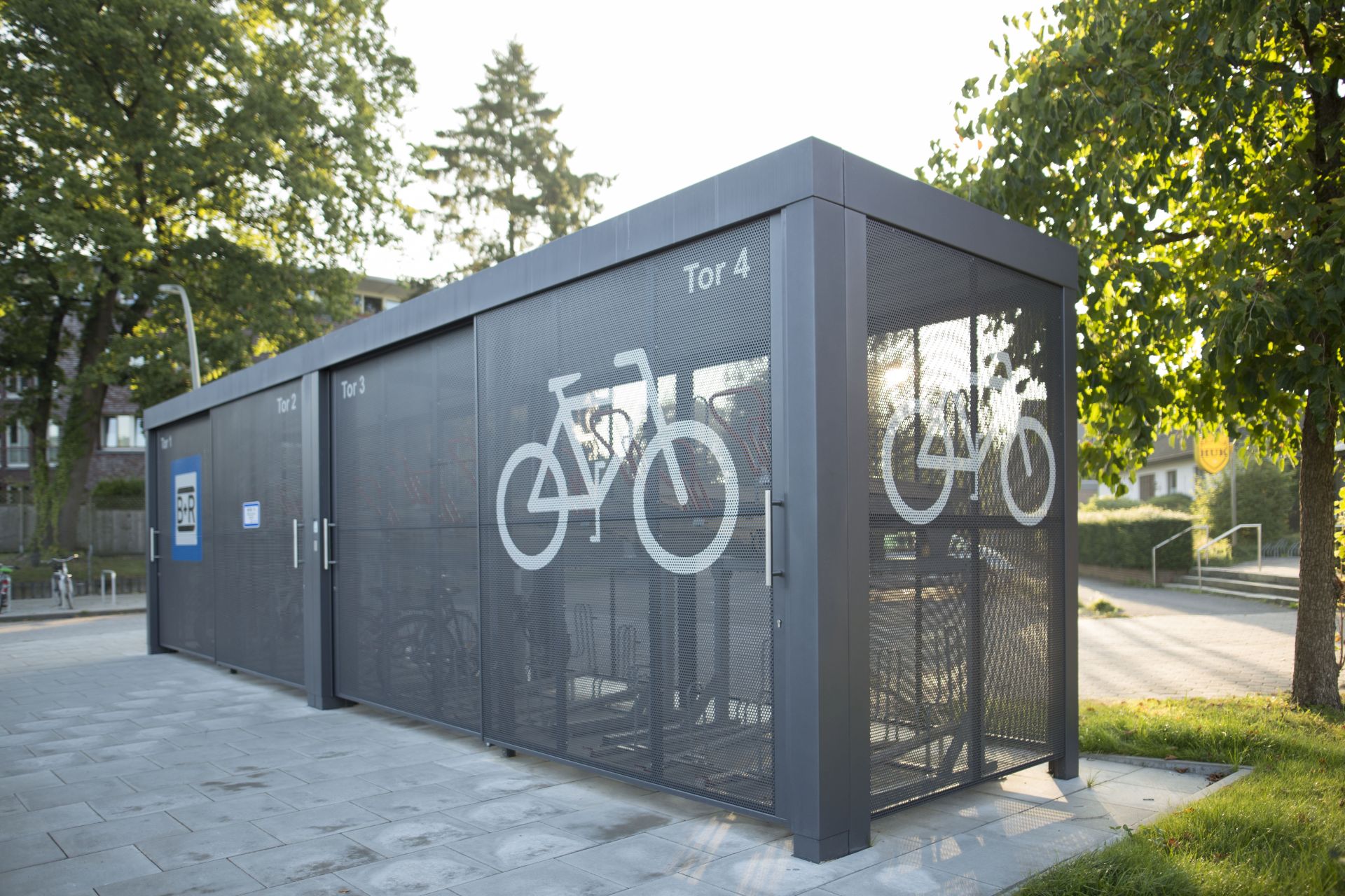 Fahrrad-Sammelschließanlage von Kienzler Stadtmobiliar