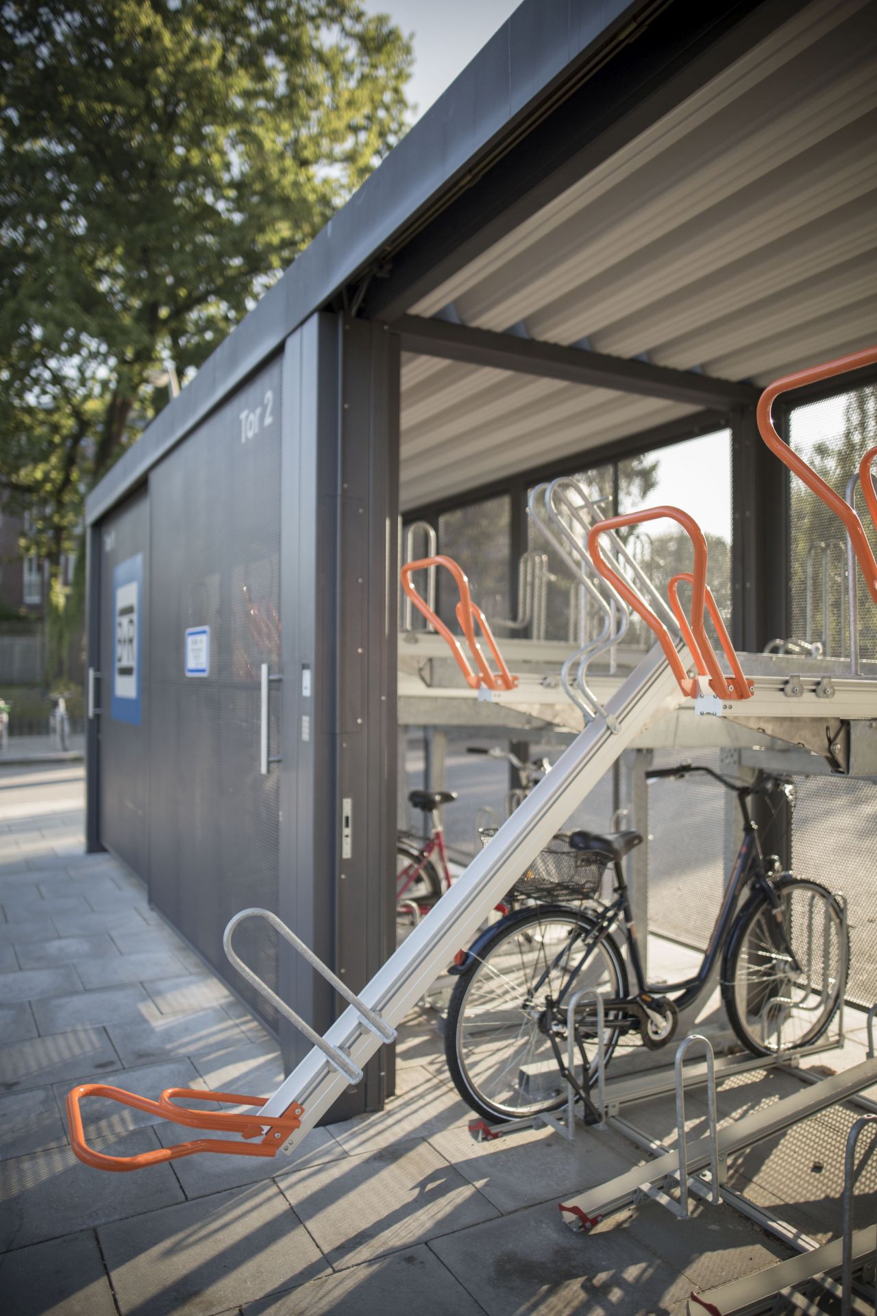 Fahrrad-Sammelschließanlage von Kienzler Stadtmobiliar