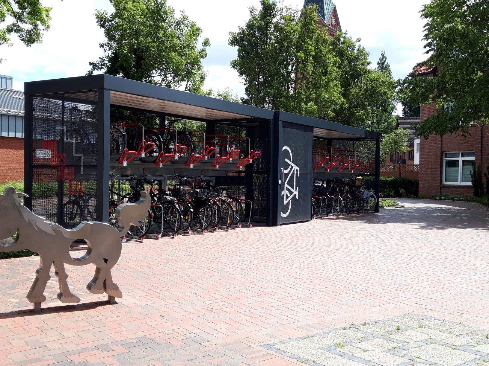 Fahrrad-Sammelschließanlage von Kienzler Stadtmobiliar