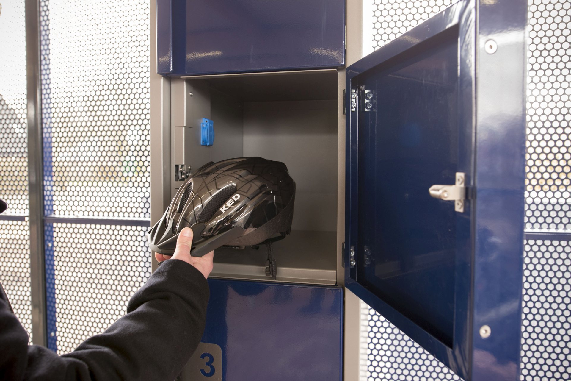 Fahrradhelm Schließfachschrank Kienzler