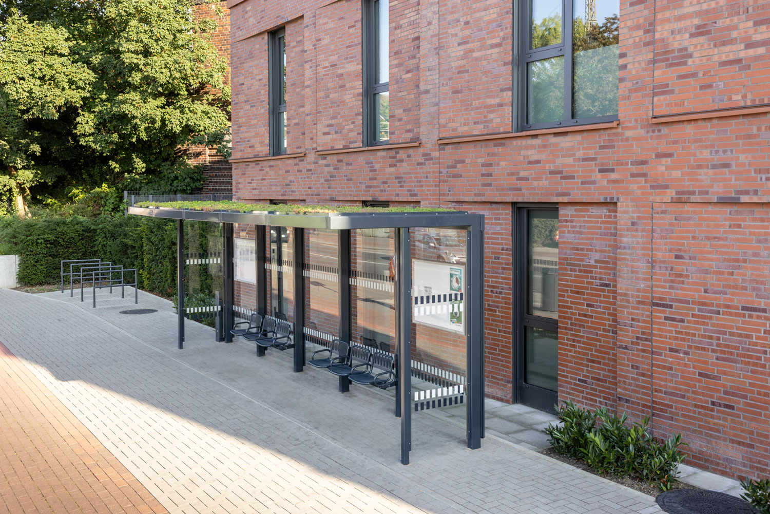 Wartehalle von Kienzler Stadtmobiliar